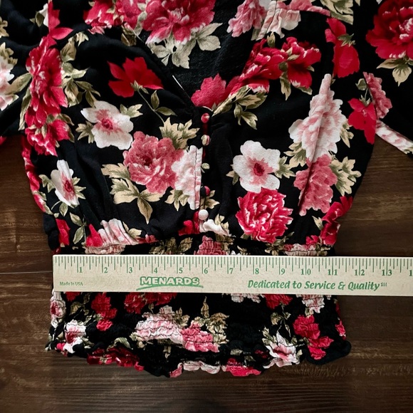 American Eagle XS Floral Red Pink Black Boho Crop Top Blouse - Picture 5 of 10